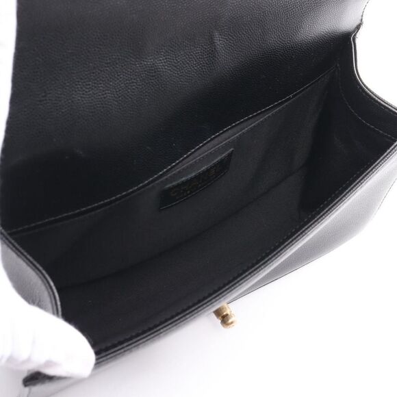 Chanel Boy Black Leather Shoulder Bag (Pre-Owned) - Picture 4 of 9